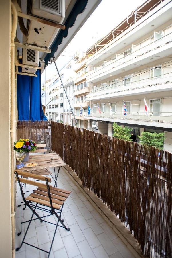 Blue Ark Gate To History Apartment Athena Bagian luar foto